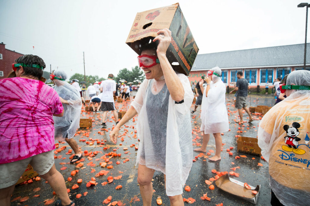 Tomato festival a celebration that also aims to help man in need