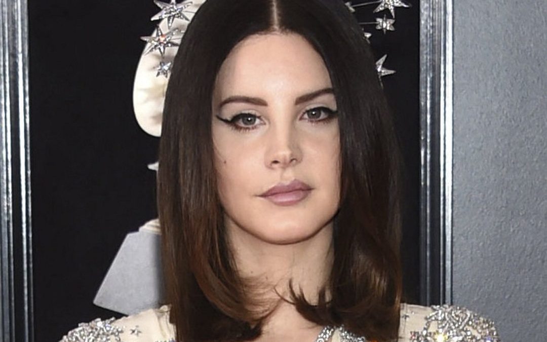 Lana Del Rey, other singer-songwriters take listeners on pleasing journey
